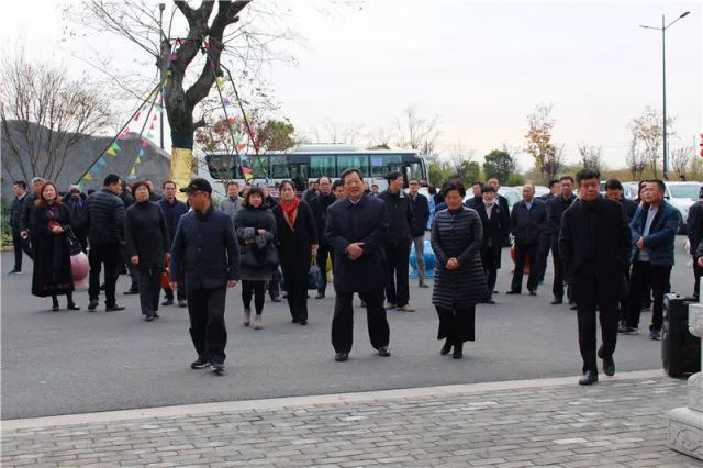 常州市政協(xié)委員考察嬉樂(lè )灣生態(tài)農業(yè)示范園